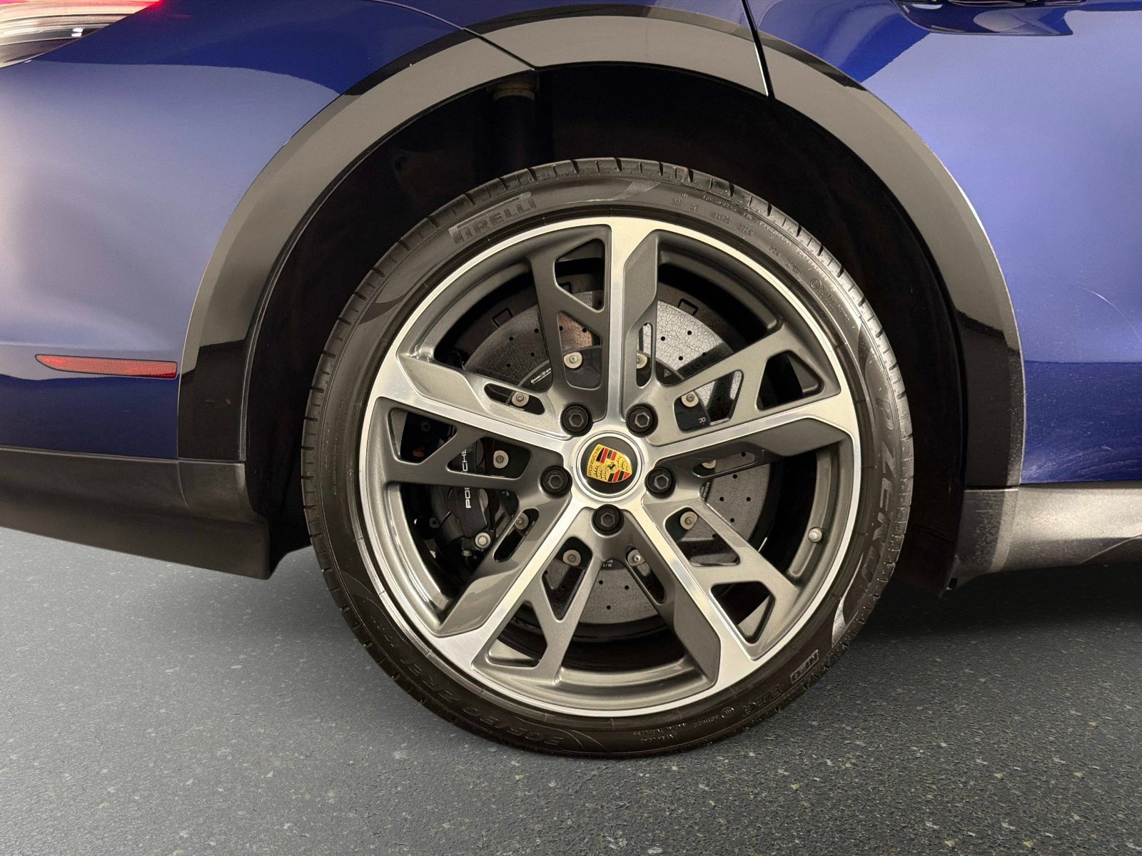 Used 2024 Porsche Taycan Turbo AWD/4WD image 16