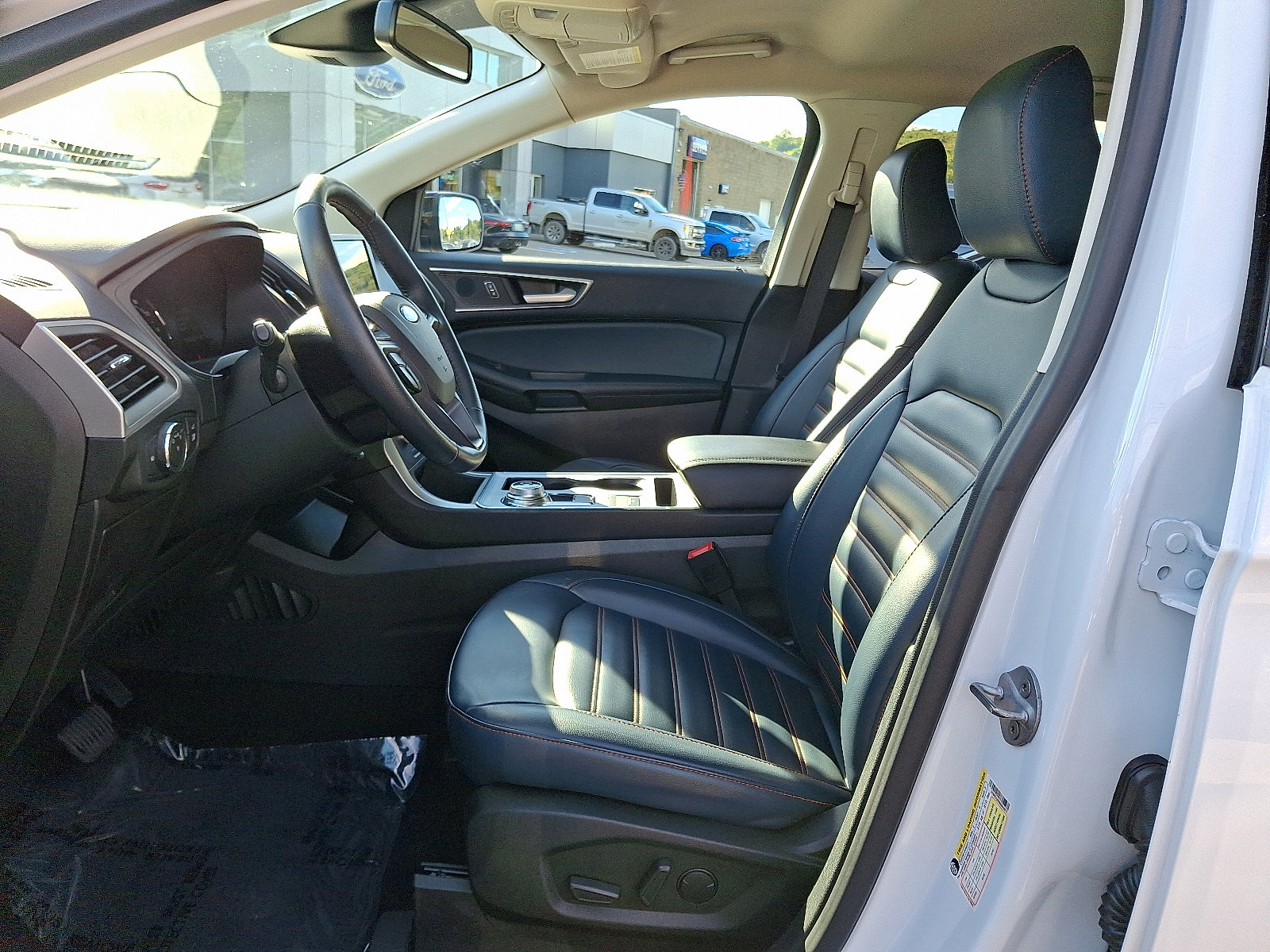 Certified 2022 Ford Edge SEL w/ Sport Appearance Package image 13