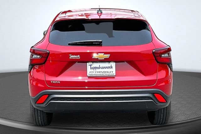 New 2026 Chevrolet Trax LS FWD image 4