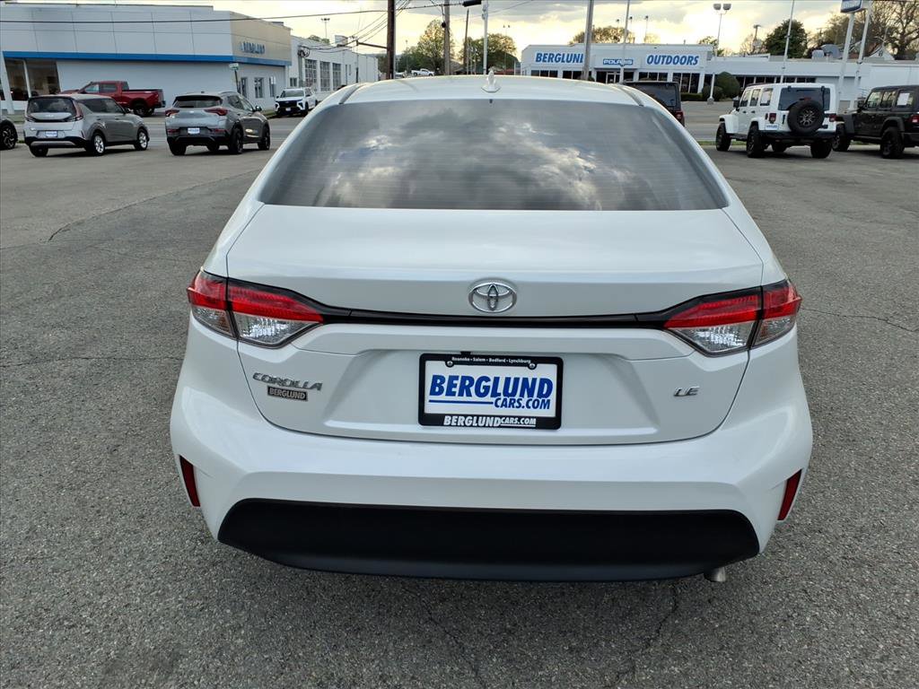 Used 2025 Toyota Corolla LE image 5