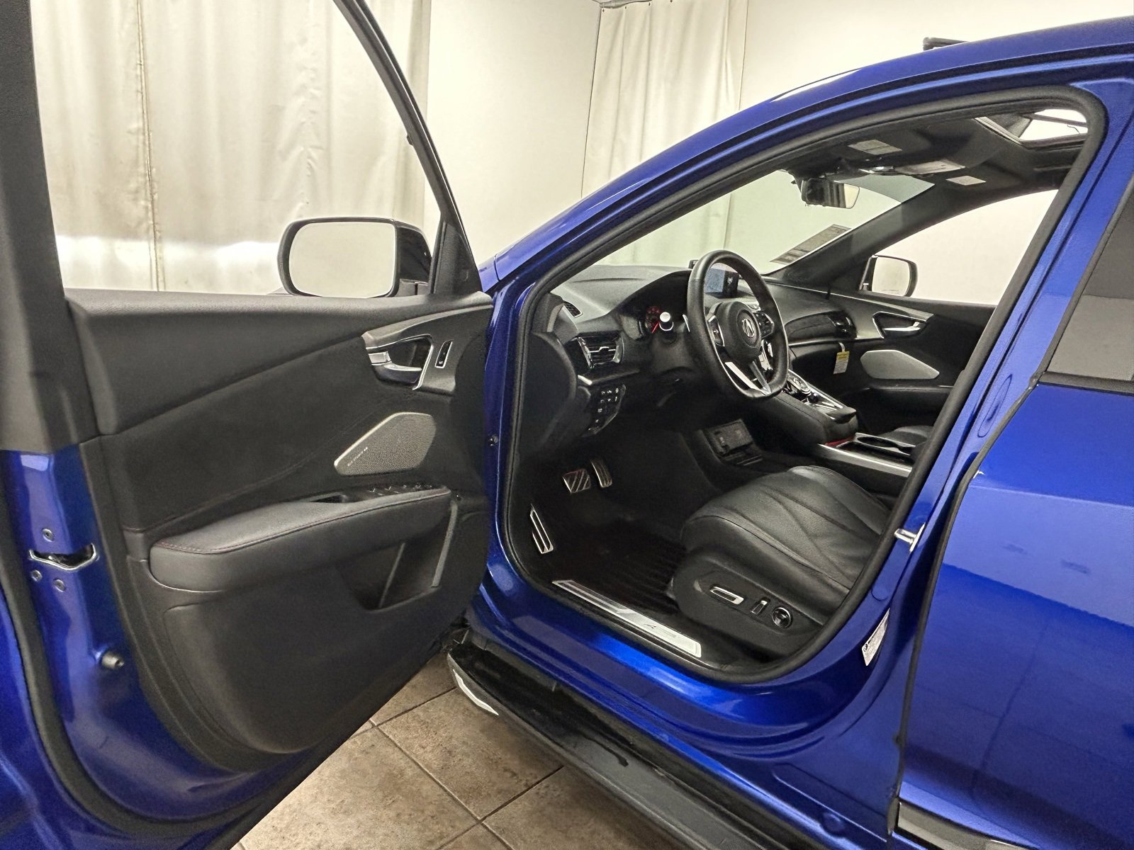 Used 2025 Acura RDX AWD w/ A-Spec & Advance Pkg image 26