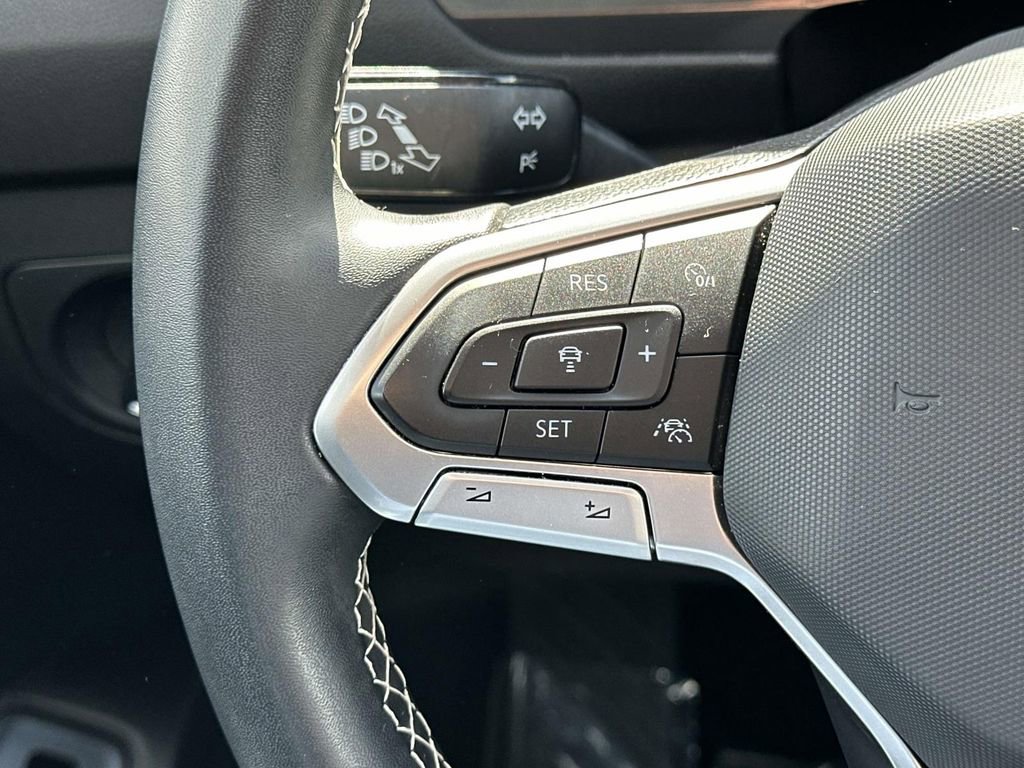 Certified 2023 Volkswagen Tiguan SE w/ Panoramic Sunroof Package image 26