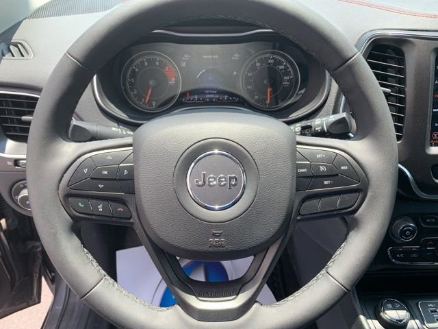 Used 2022 Jeep Cherokee Trailhawk w/ Trailer Tow Group image 30