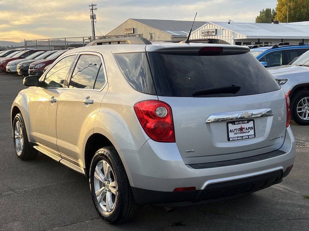 Used 2011 Chevrolet Equinox LT w/ Driver Convenience Package AWD/4WD image 3