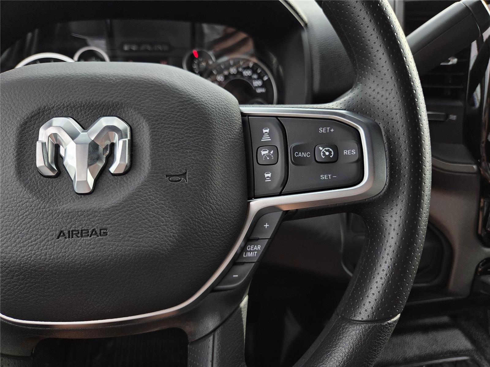 New 2026 RAM 5500 Tradesman AWD/4WD image 24