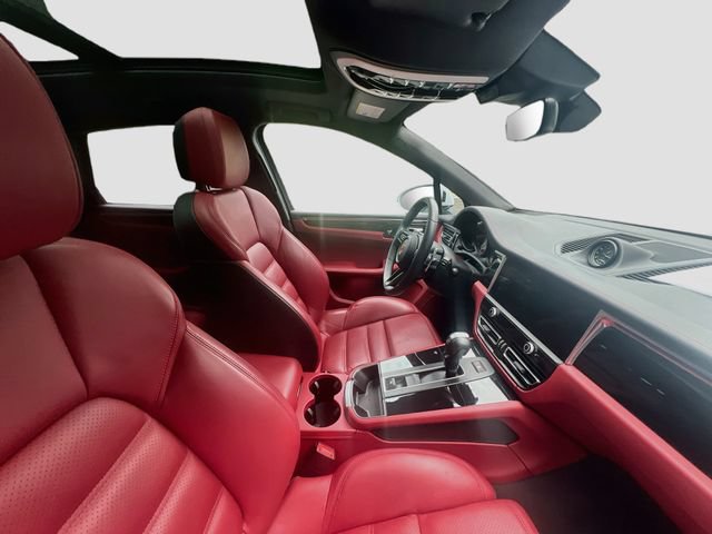 Certified 2023 Porsche Macan S AWD/4WD image 44