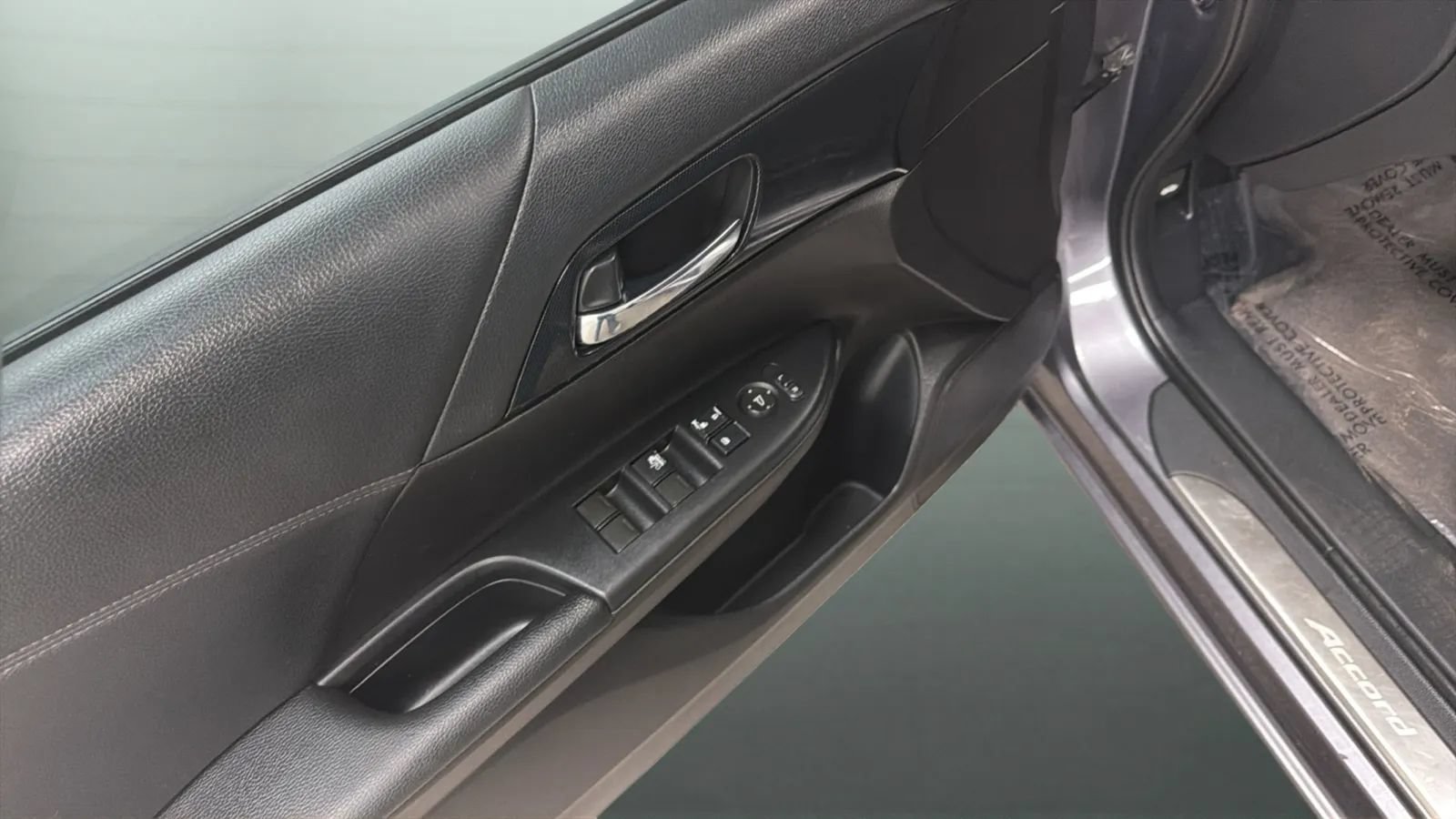 Used 2014 Honda Accord Sport image 16