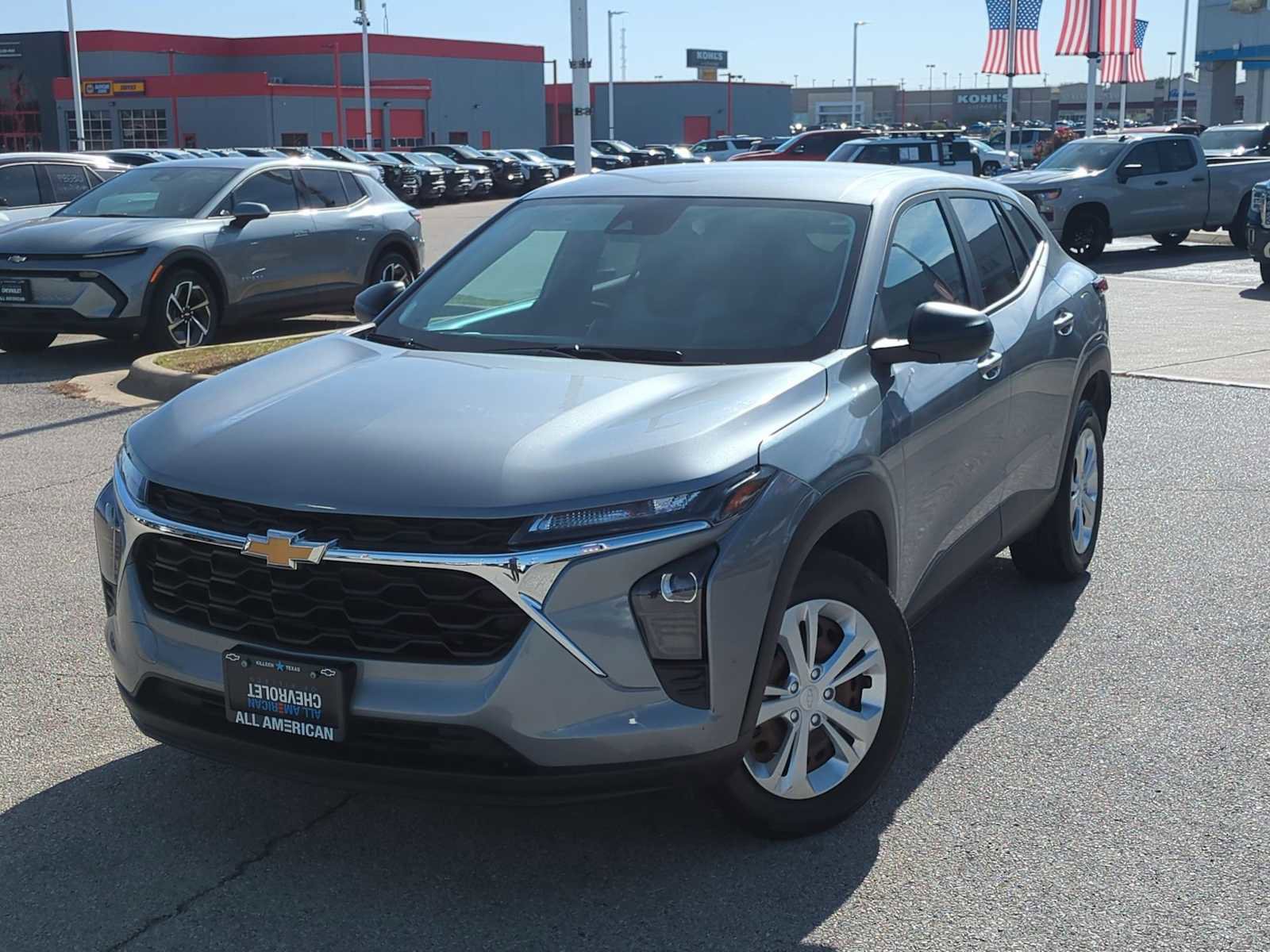 Used 2024 Chevrolet Trax LS image 1