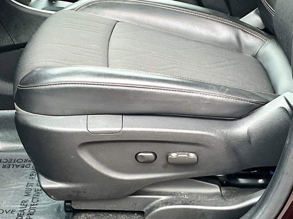Used 2022 Chevrolet Trax LT w/ Driver Confidence Package image 18