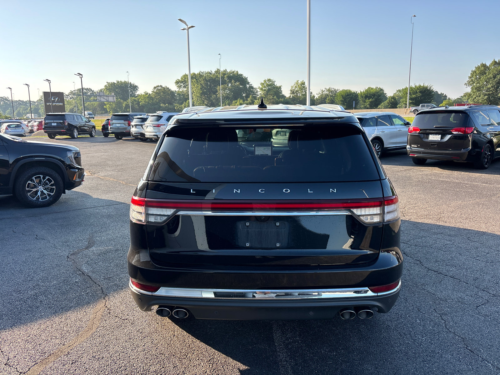 Used 2020 Lincoln Aviator Reserve w/ Elements Package Plus AWD/4WD image 6