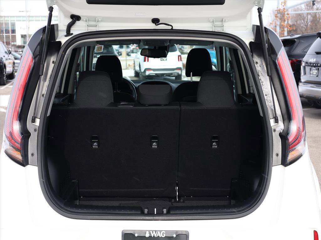 Used 2023 Kia Soul S image 19