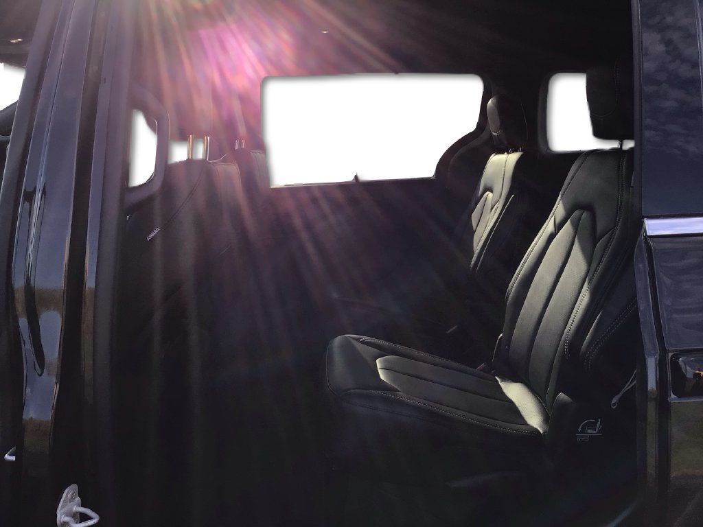 New 2027 Chrysler Pacifica LX FWD image 10