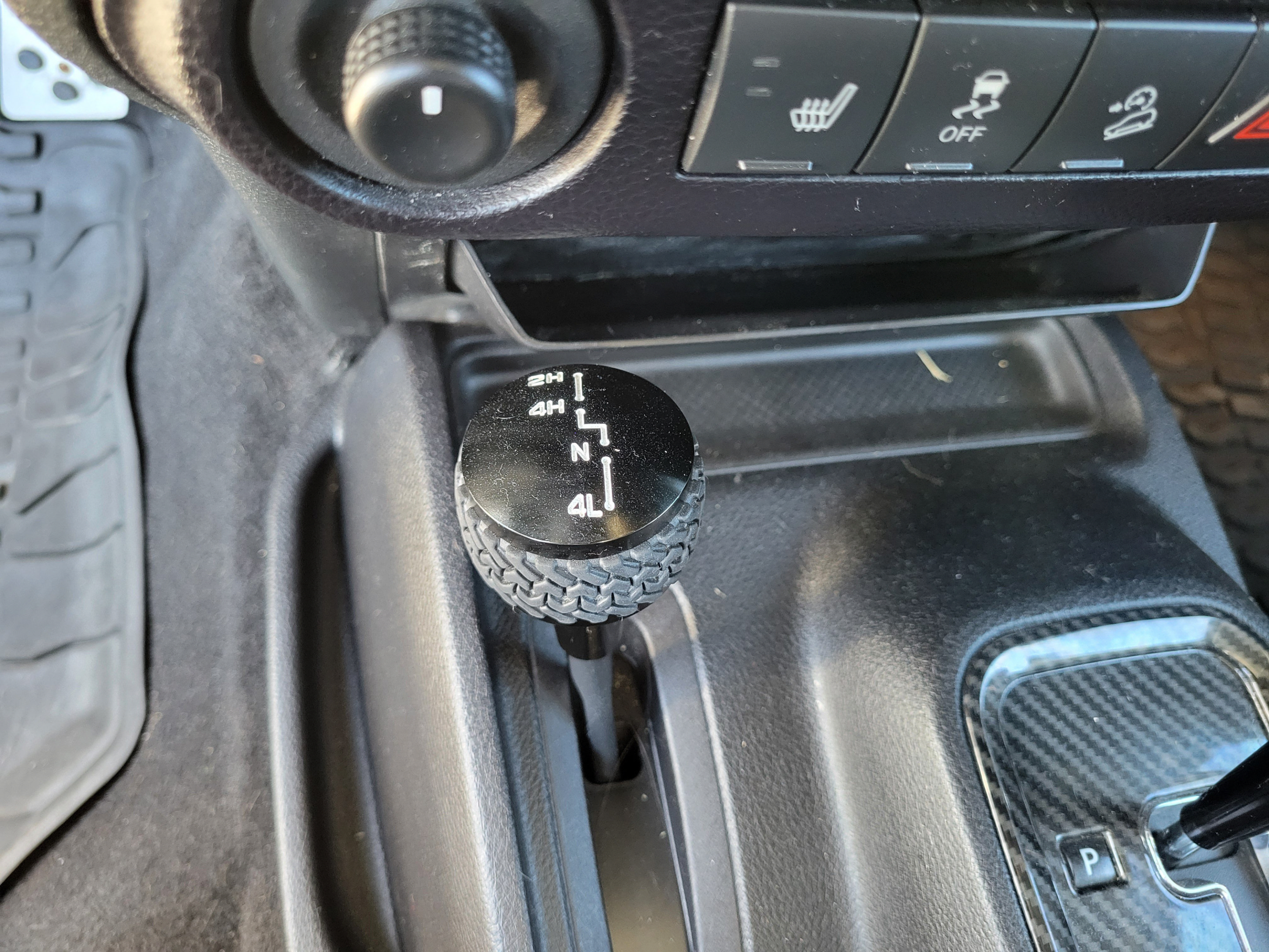 Used 2016 Jeep Wrangler Unlimited Rubicon AWD/4WD image 17