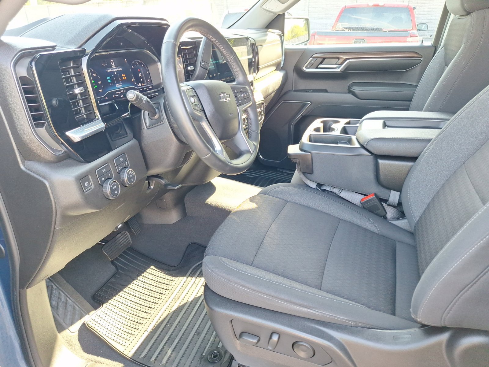 Used 2024 Chevrolet Silverado 1500 RST AWD/4WD image 16