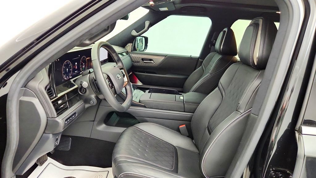 Used 2025 INFINITI QX80 Autograph AWD/4WD image 19