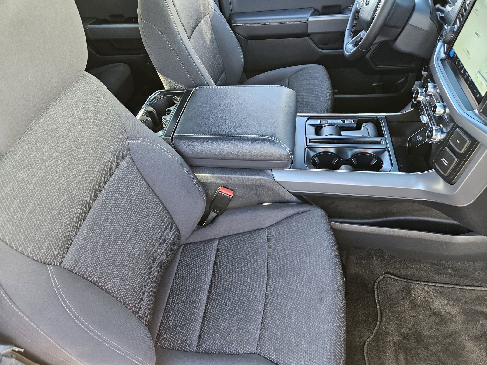 Used 2025 Ford F150 XLT w/ Equipment Group 302A MID image 17