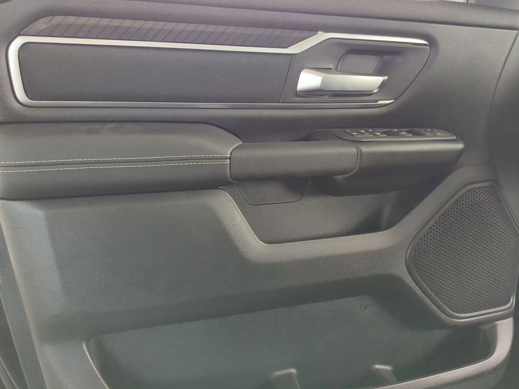 New 2026 RAM 1500 Big Horn AWD/4WD image 18