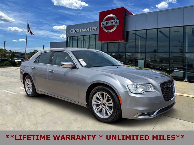 Used 2017 Chrysler 300 C