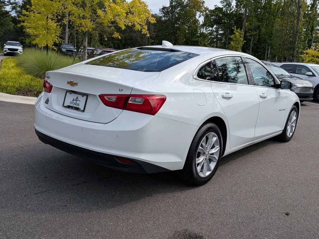 Used 2025 Chevrolet Malibu LT FWD image 4