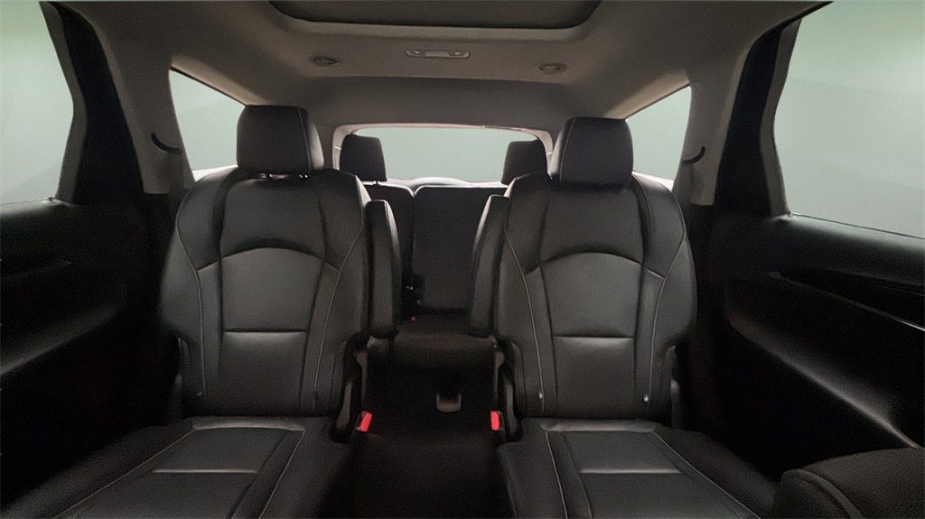 Used 2020 Buick Enclave Avenir w/ Avenir Technology Package image 11