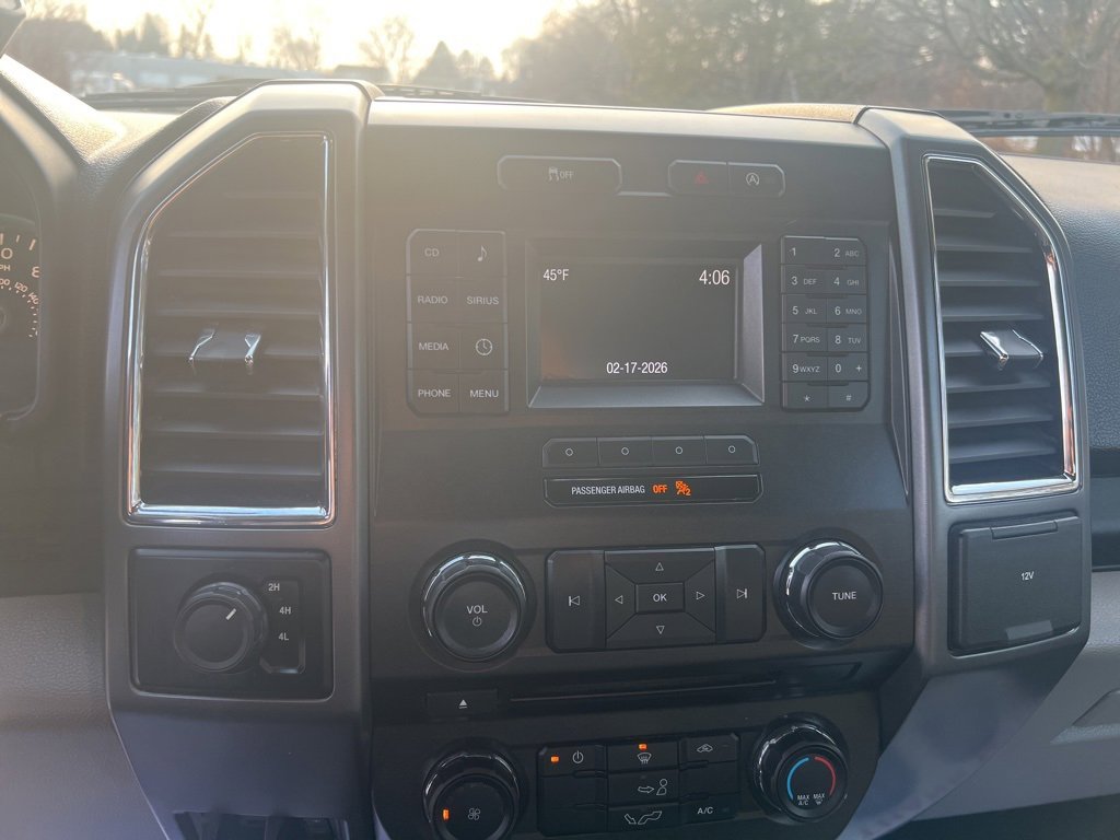 Used 2017 Ford F150 XLT image 12