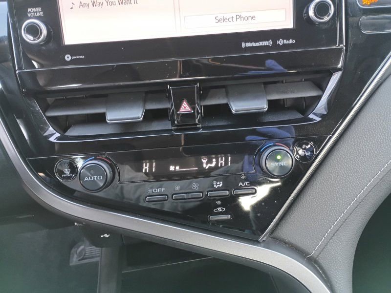 Used 2021 Toyota Camry XSE w/ Carpet Mat Package (TMS) image 13