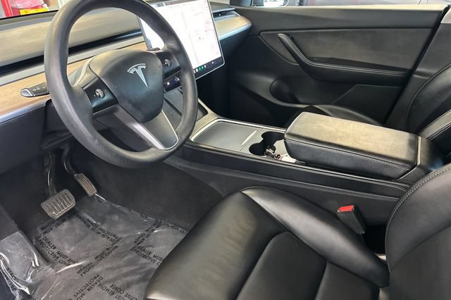 Used 2021 Tesla Model Y Long Range AWD/4WD image 11