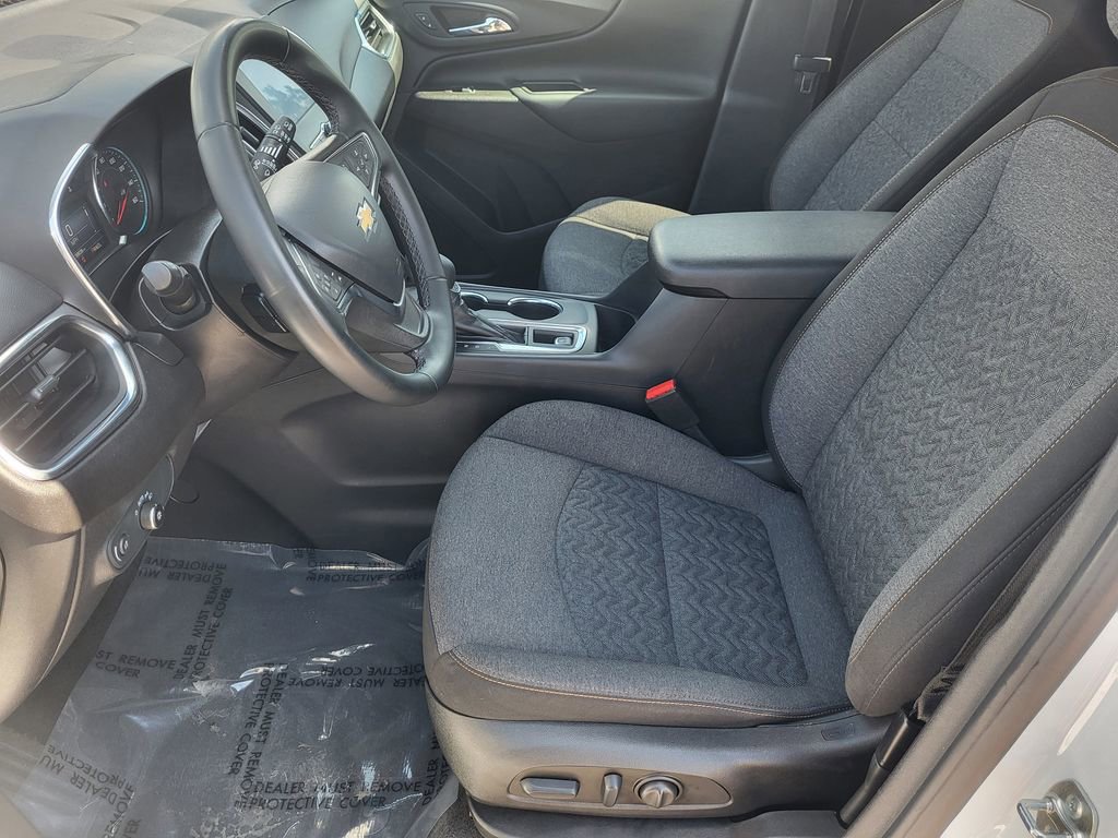 Used 2024 Chevrolet Equinox LT image 23