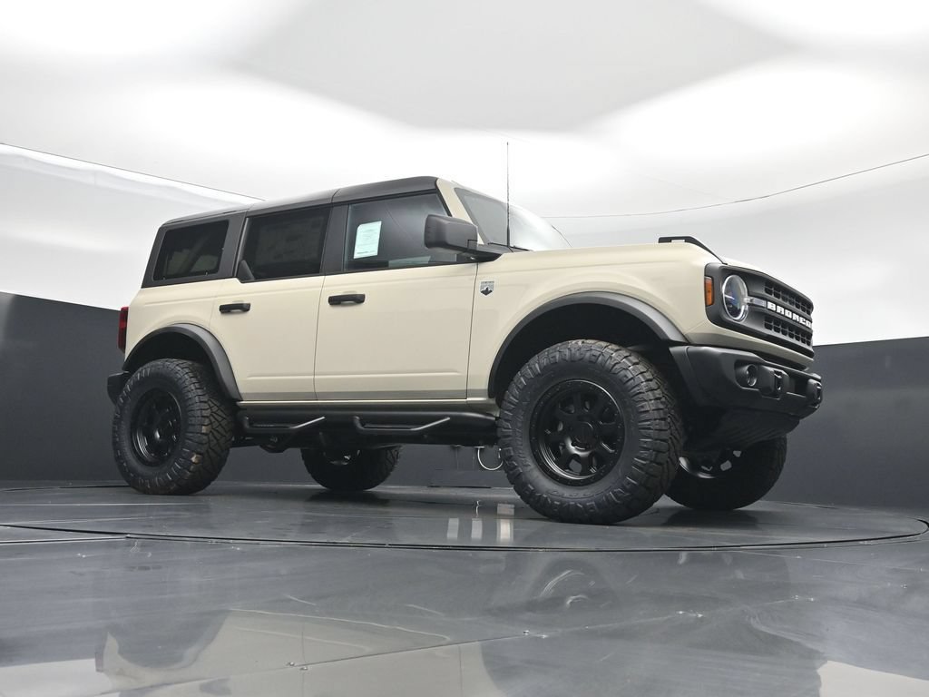 New 2026 Ford Bronco Big Bend w/ Black Diamond Package AWD/4WD image 3