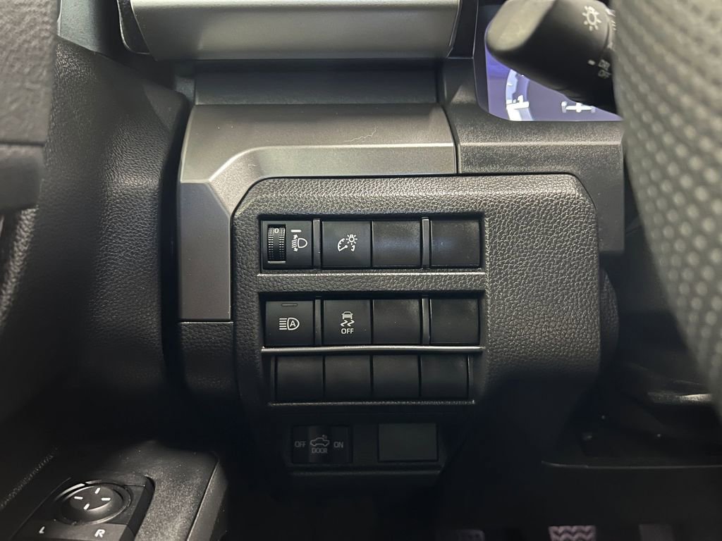 Used 2024 Toyota Tacoma TRD Off-Road AWD/4WD image 26