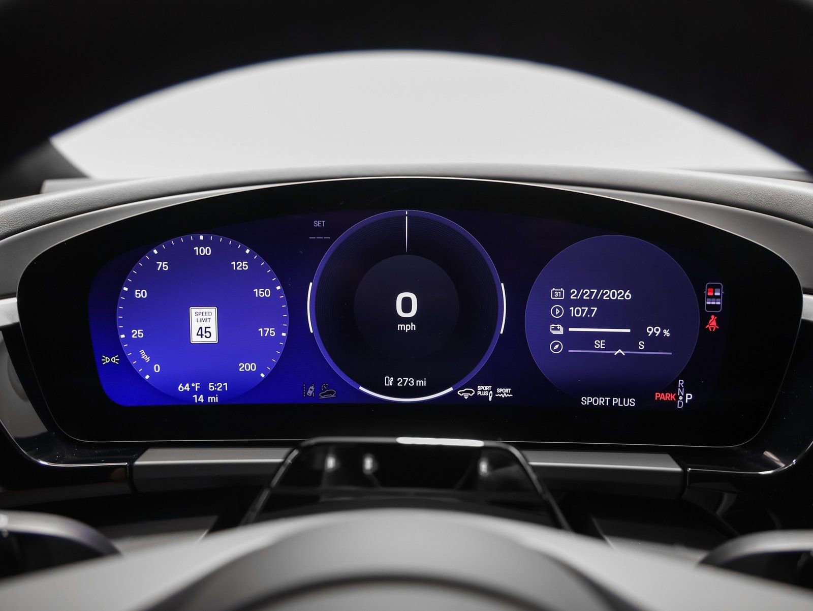 New 2026 Porsche Macan 4 Electric image 36