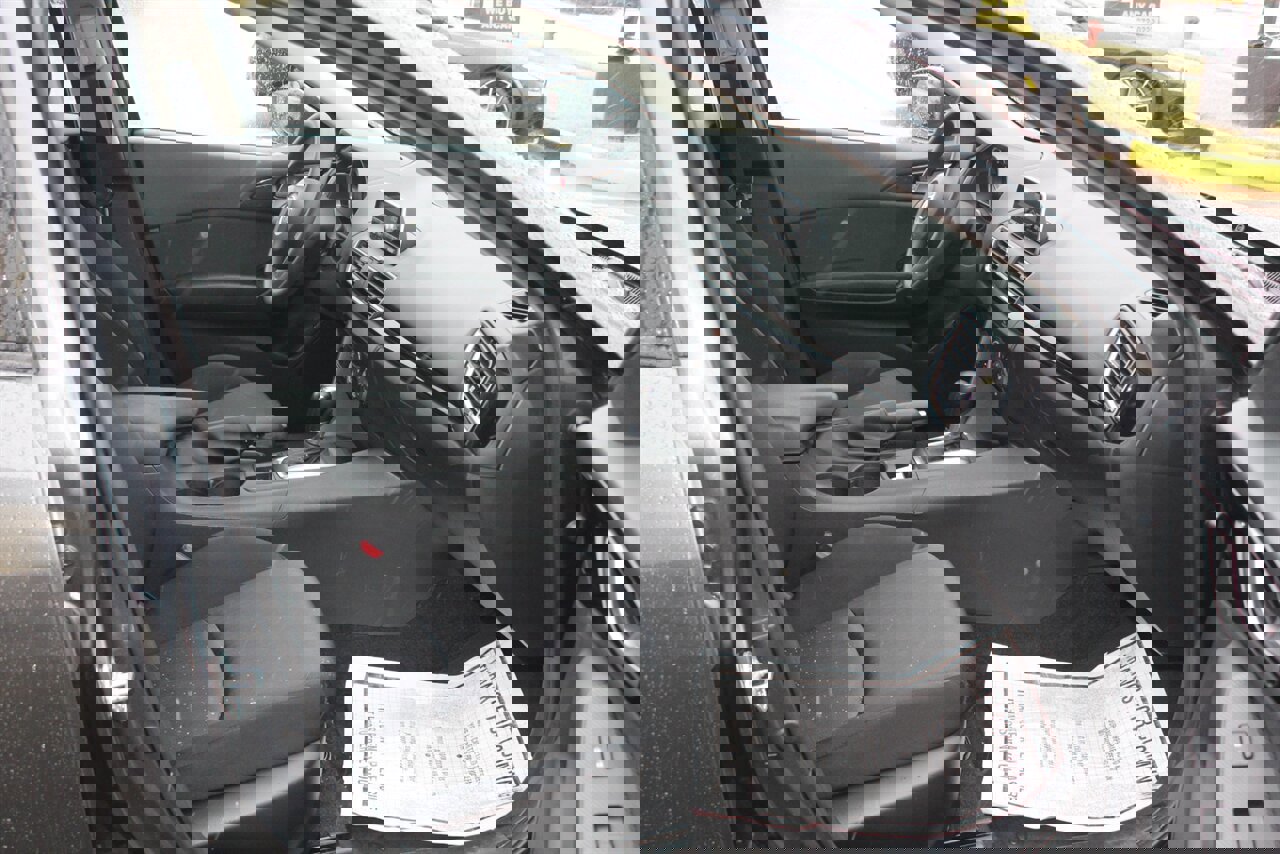 Used 2014 MAZDA MAZDA3 i Sport image 10