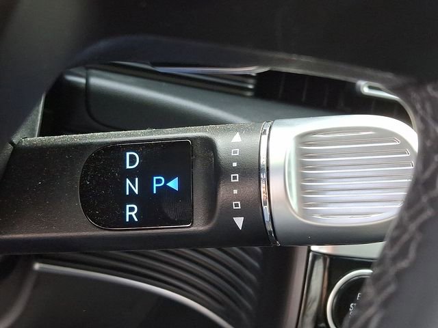 Used 2024 Hyundai Ioniq 5 SE image 15