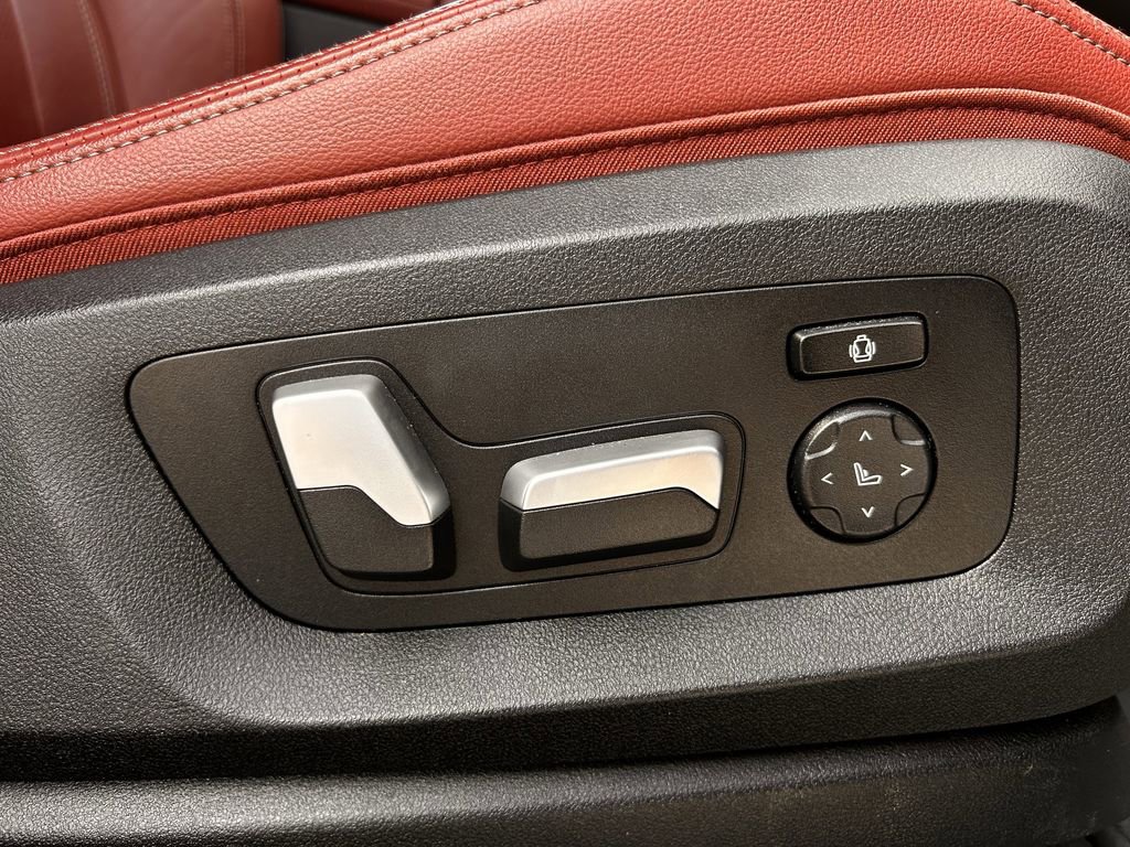 Used 2020 BMW X6 sDrive40i w/ Convenience Package image 35