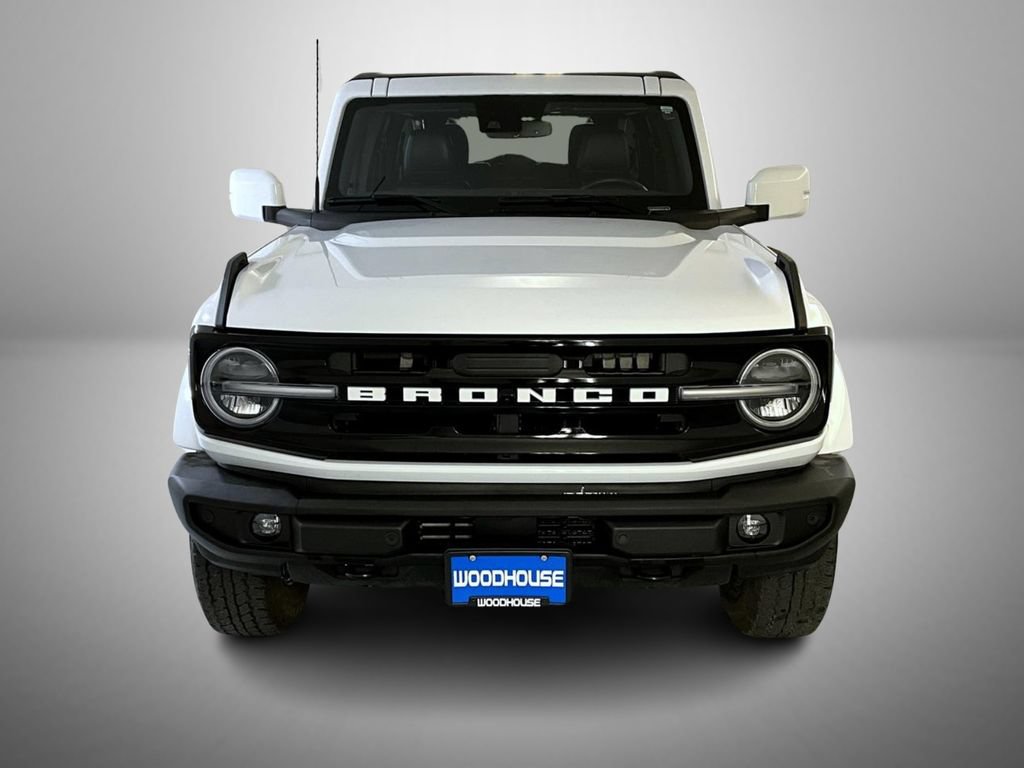 Used 2024 Ford Bronco Outer Banks AWD/4WD image 2