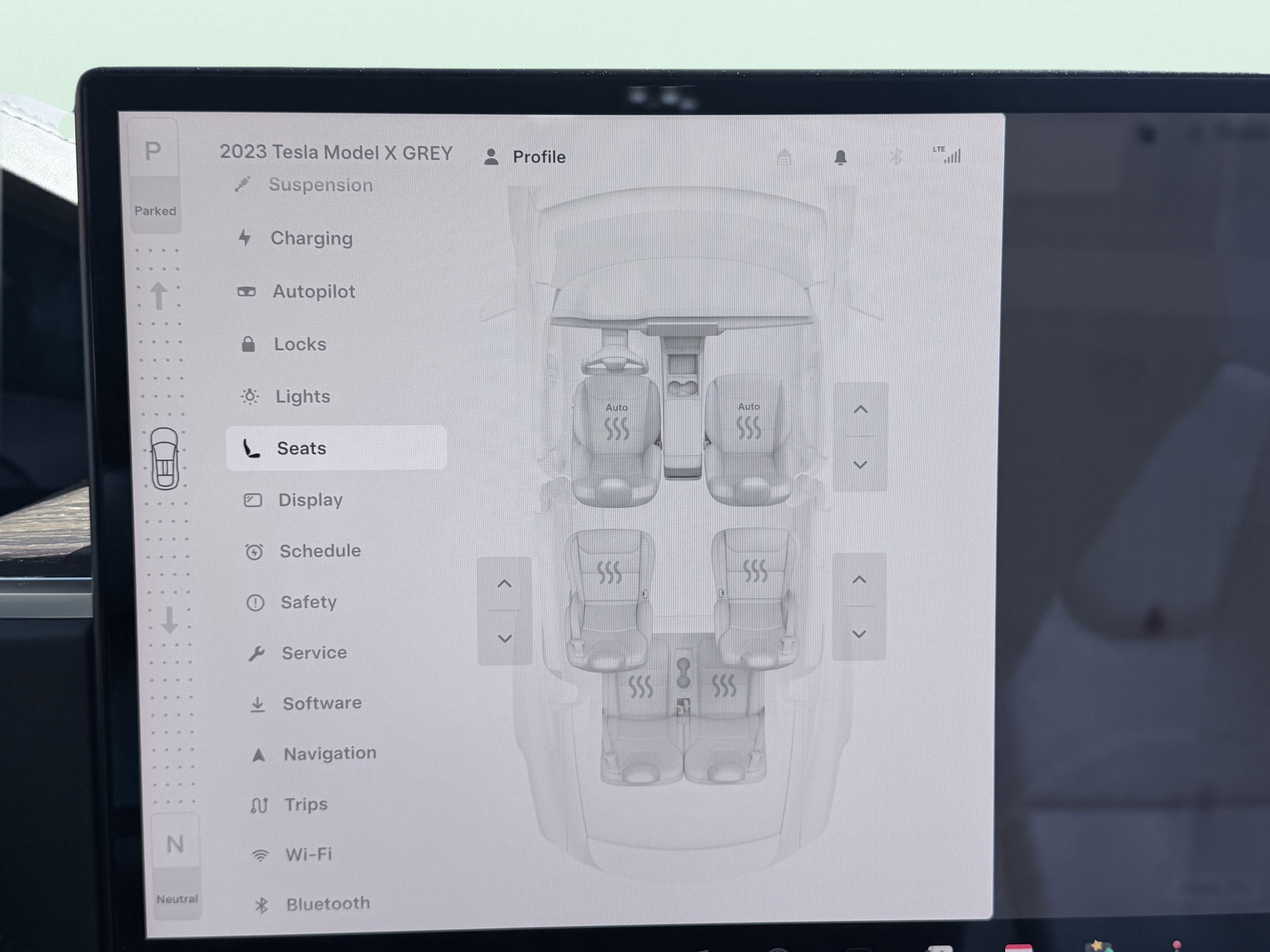Used 2023 Tesla Model X image 74