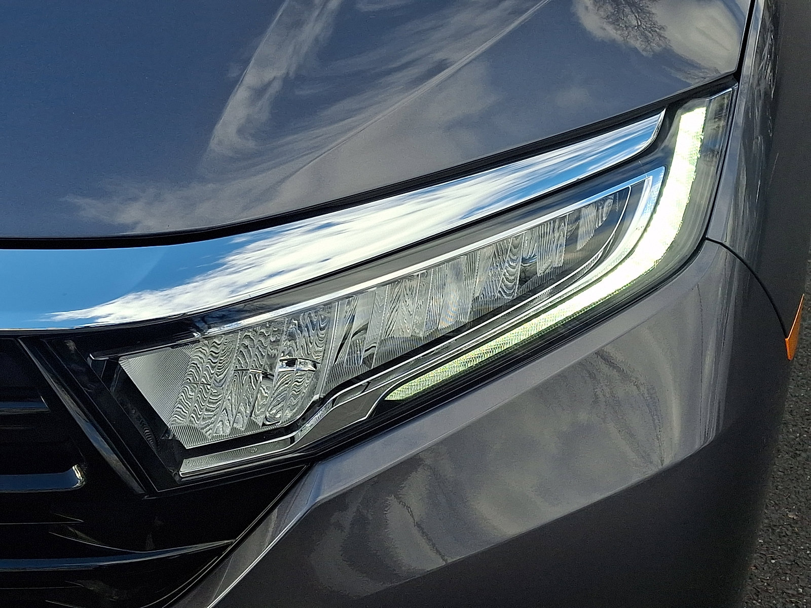 Certified 2024 Honda Odyssey Touring image 9