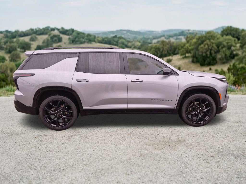 Used 2024 Chevrolet Traverse RS AWD/4WD image 12