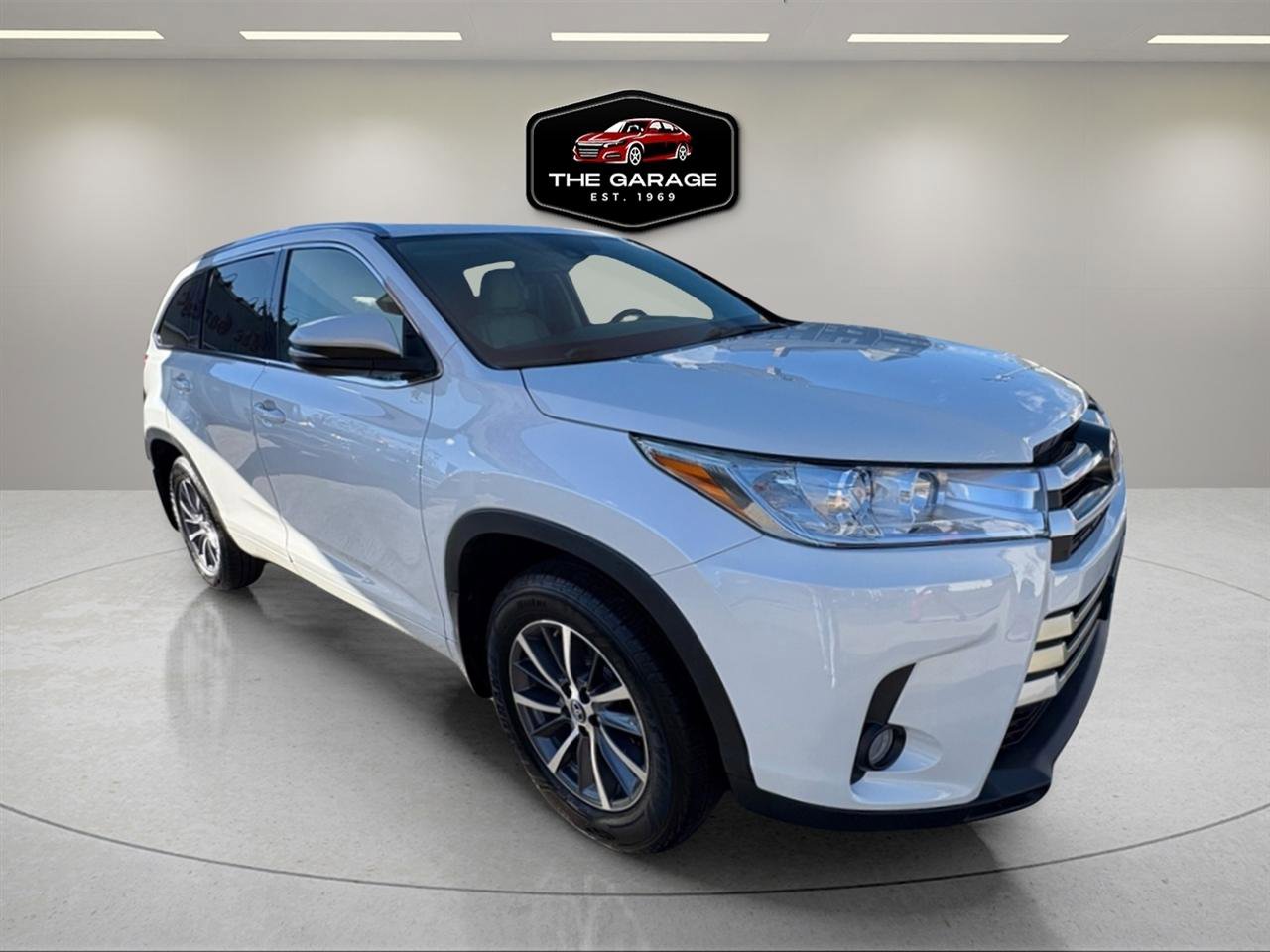 Used 2018 Toyota Highlander XLE image 9