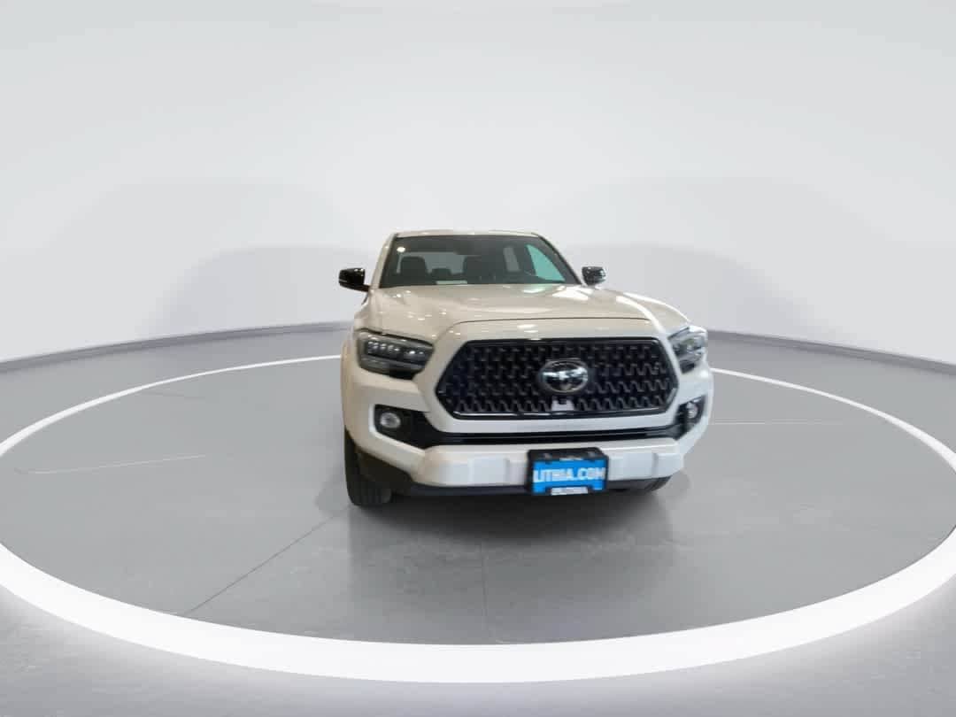 Used 2023 Toyota Tacoma Limited w/ Nightshade Package AWD/4WD image 3