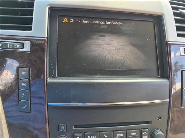 Used 2011 Cadillac Escalade 4WD Hybrid image 13