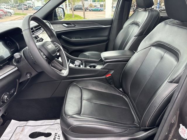 Used 2024 Jeep Grand Cherokee L Limited w/ Luxury Tech Group II AWD/4WD image 12