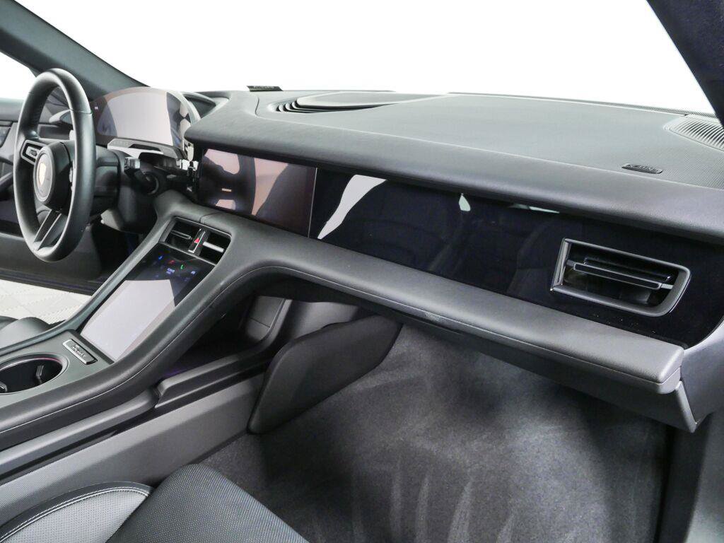 Certified 2023 Porsche Taycan RWD image 25