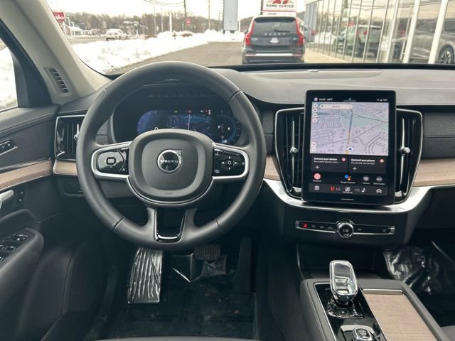 Certified 2025 Volvo XC90 B5 Plus image 18