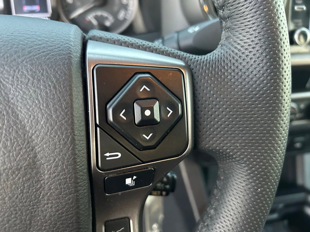 Used 2022 Toyota Tacoma SR5 image 16
