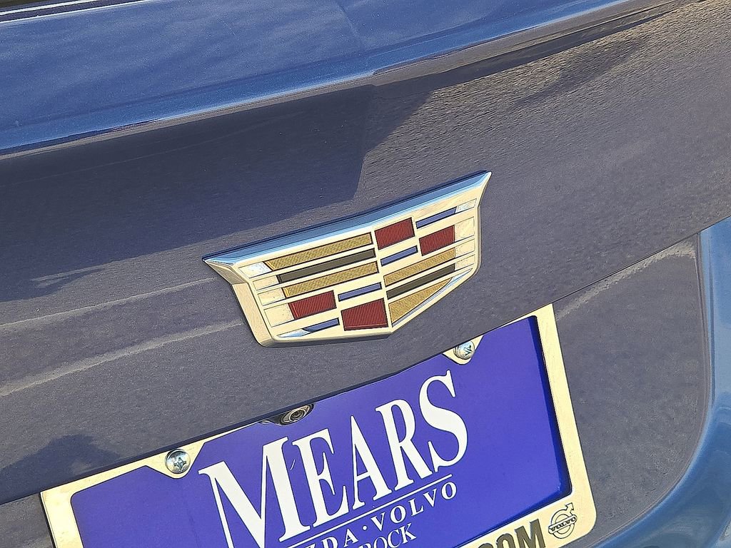 Used 2022 Cadillac XT4 Premium Luxury w/ Safety Alert Package image 12