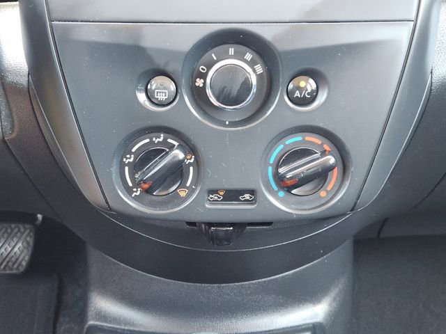 Used 2016 Nissan Versa S FWD image 18