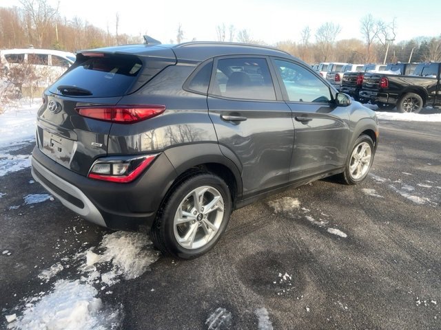 Used 2023 Hyundai Kona SEL w/ Cargo Package image 4