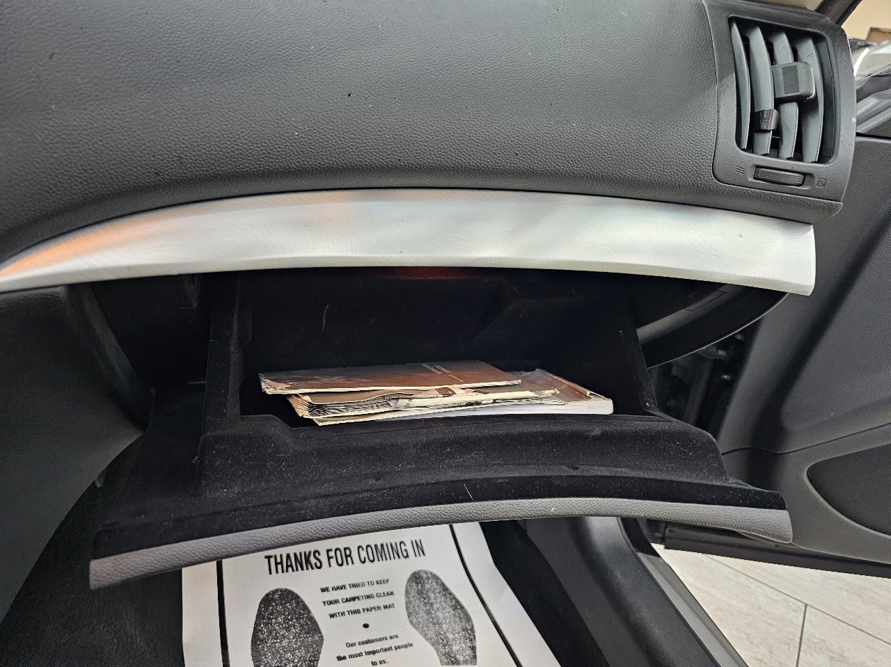 Used 2013 INFINITI G37 Sport w/ Premium Pkg image 31