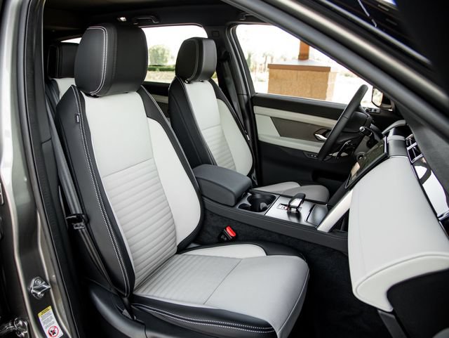 New 2024 Land Rover Discovery Sport Dynamic SE AWD/4WD image 25